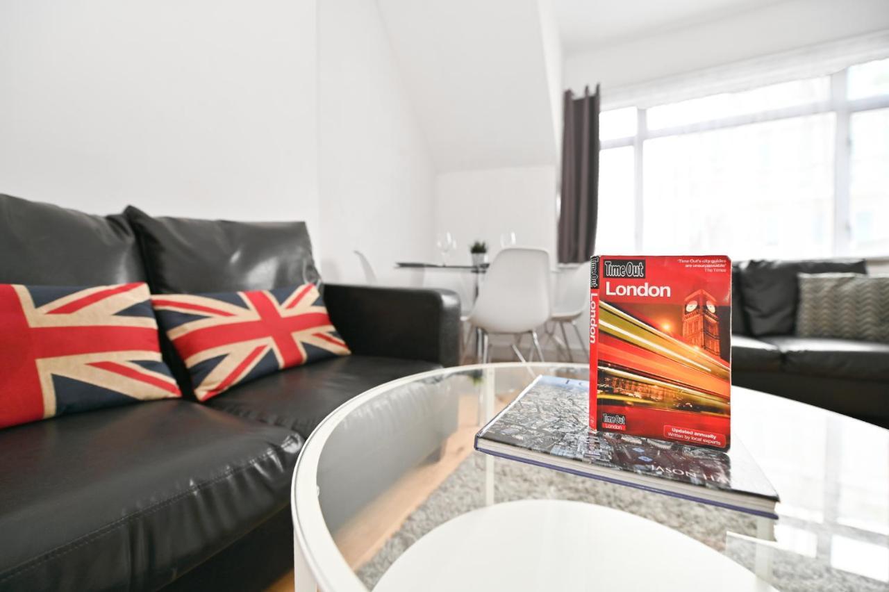 Soho Apartment, Theatres & Old Compton Street Londen Buitenkant foto